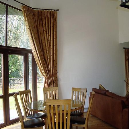 Lough Rynn Self Catering Villa Mohill Exterior foto